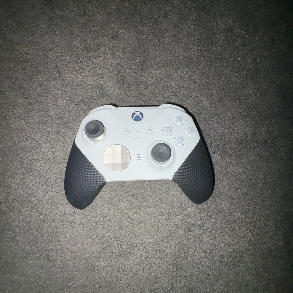 Xbox Elite 2 Controller (Brand New)